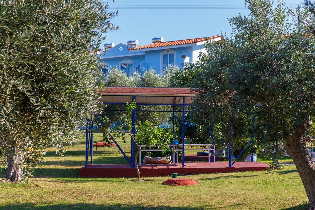 Filoxenia Apartments & Studios Theologos  Exterior photo