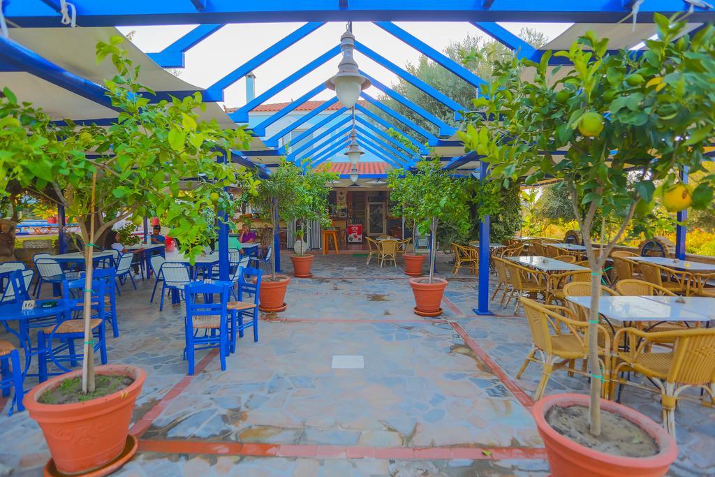 Filoxenia Apartments & Studios Theologos  Exterior photo