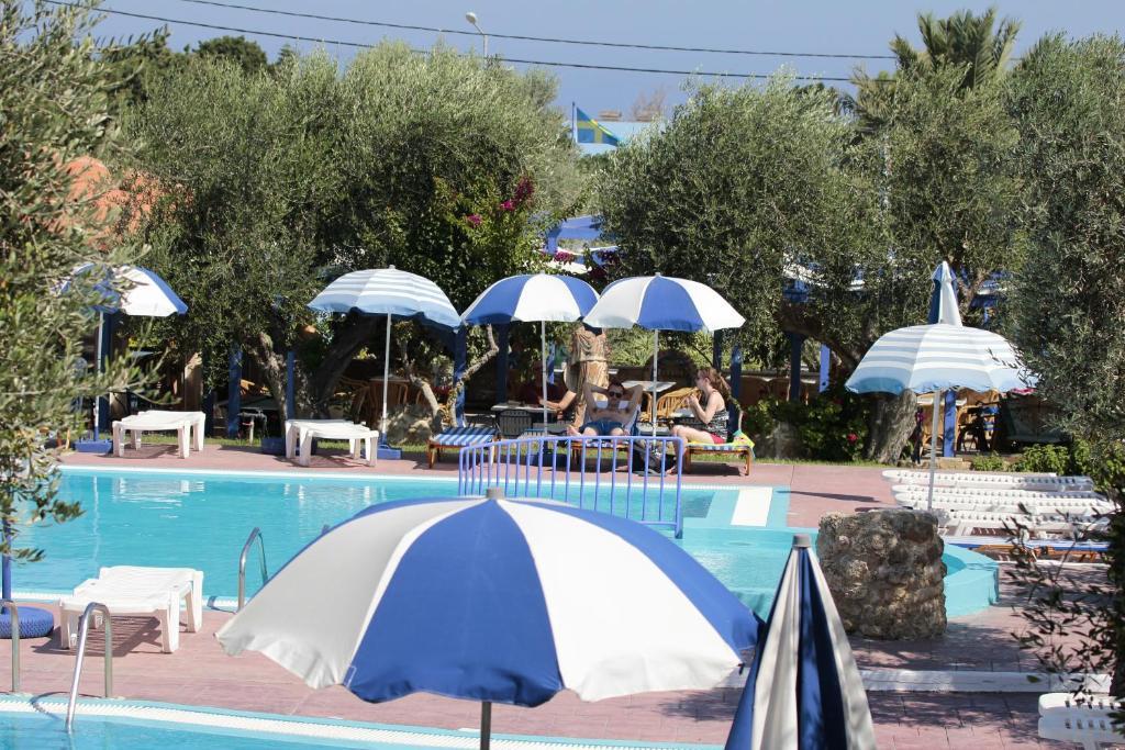 Filoxenia Apartments & Studios Theologos  Exterior photo